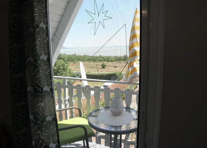 Holdfény Apartman